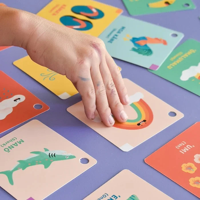 Kelsie Dayna Designs Keiki's First ʻŌlelo Hawaiʻi Flashcards